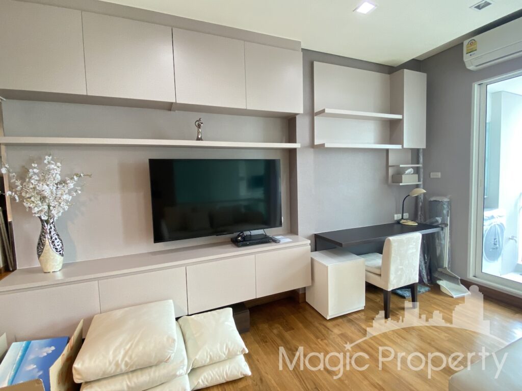 Fully Furnished 1 Bedroom Condominium For Rent High Floor in IVY Thonglor, Sukhumvit 55, Khlong Tan Nuea, Watthana, Bangkok. (MGP1142)