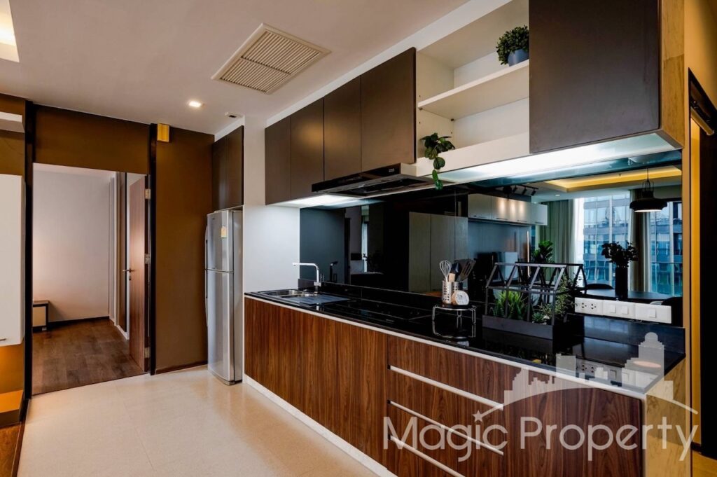 2 Bedroom For Rent in Noble Remix condominium Located at Sukhumvit Road, Khlong Tan, Khlong Toei, Bangkok. Near BTS Thong lo...