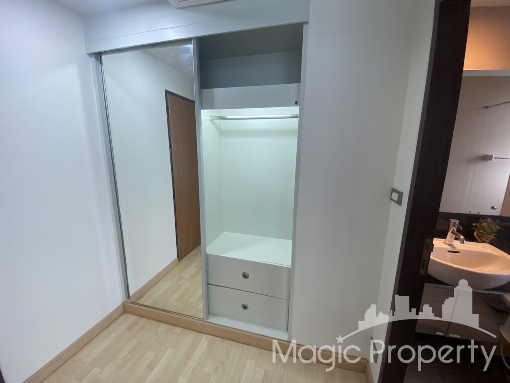 Property Image – 59 Heritage Condominium