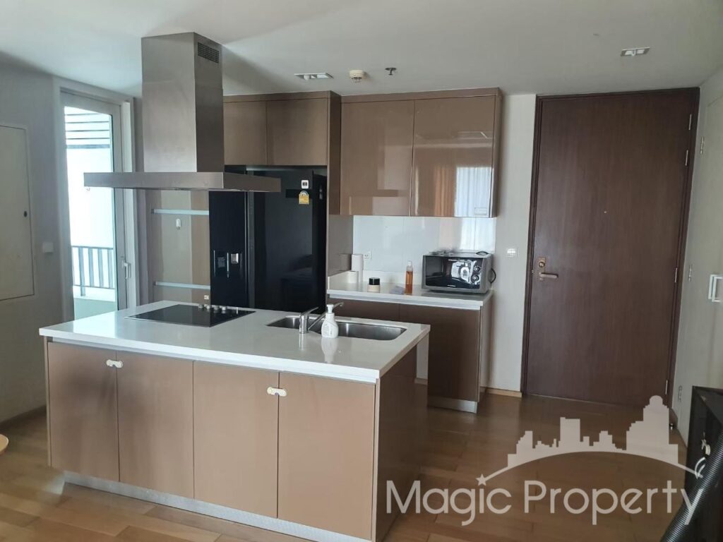 3 Bedroom For Rent in Siri at Sukhumvit Condominium (MGP1157). Located at Sukhumvit Rd, Khwaeng Phra Khanong, Khet Khlong Toei, Bangkok...