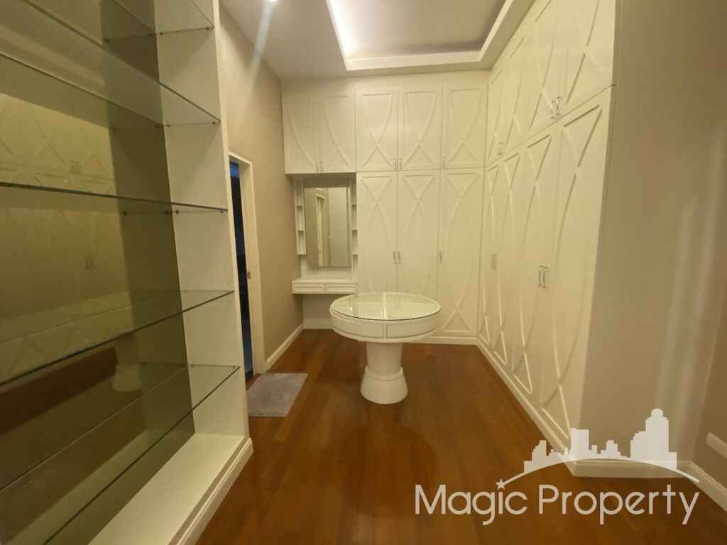 Property Image – Single House For Rent Sukhumvit 4 Khlong Toei