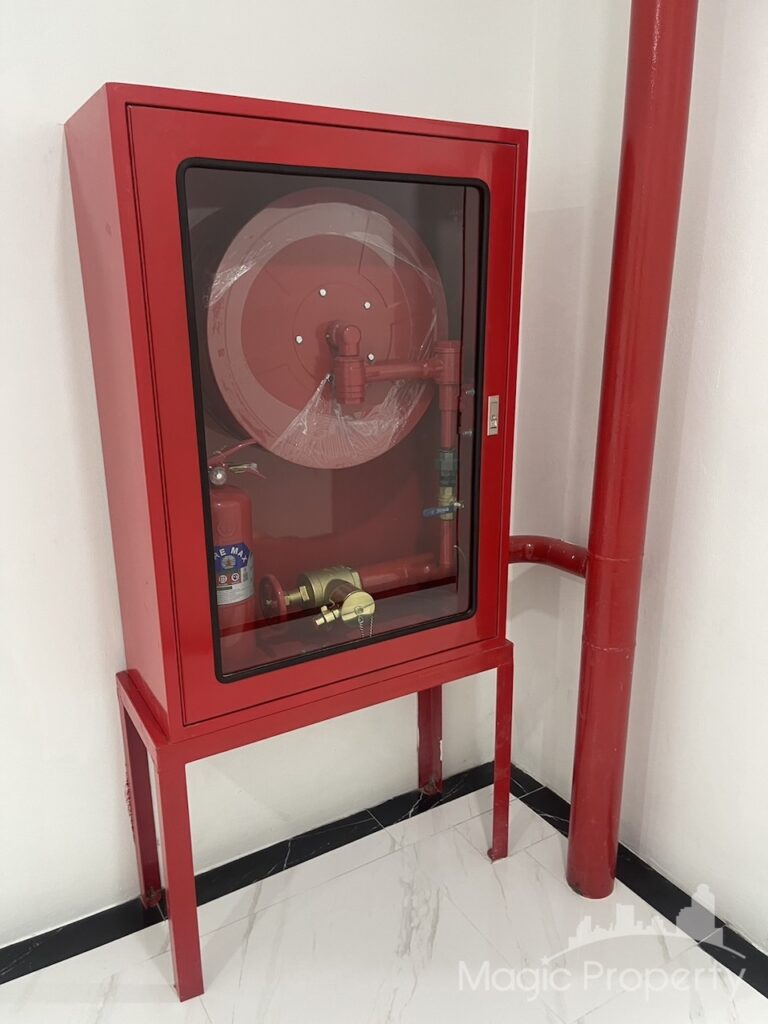 Property Image – Commercial Building Soi Lat Phrao 87 For Sale