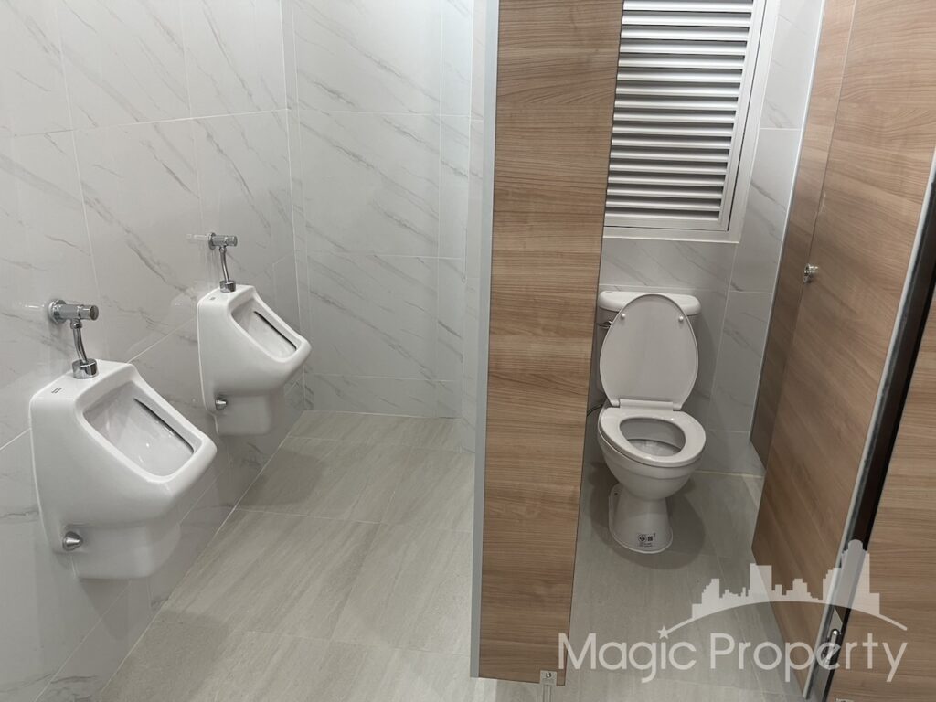 Property Image – Commercial Building Soi Lat Phrao 87 For Sale