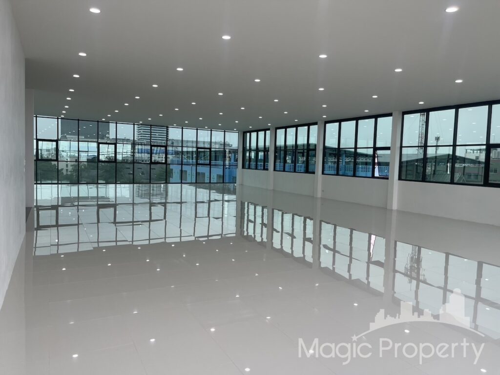 Property Image – Commercial Building Soi Lat Phrao 87 For Sale