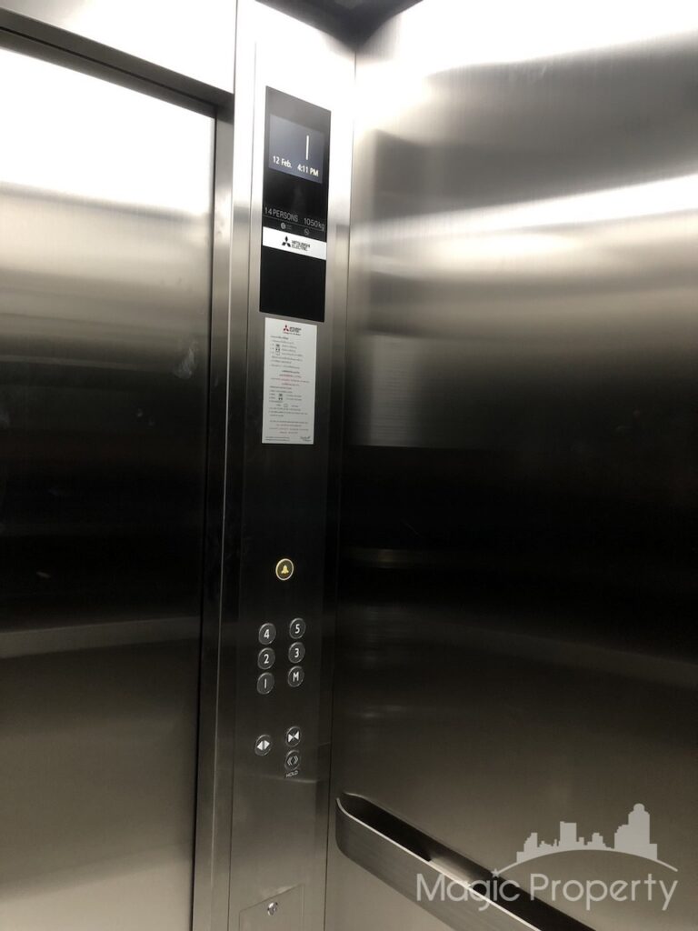 Property Image – Commercial Building Soi Lat Phrao 87 For Sale