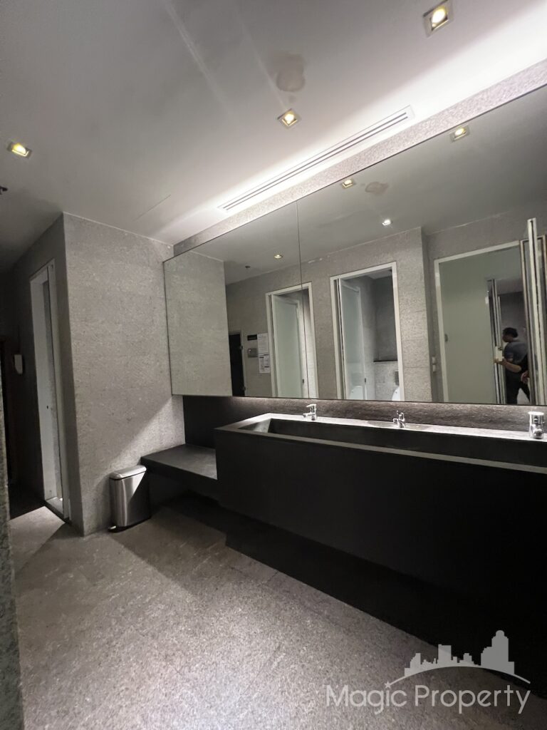 Property Image – Eight Thonglor Residence