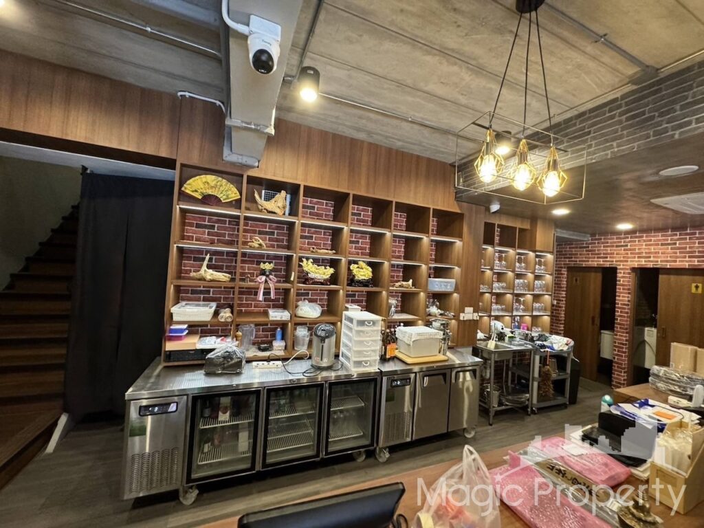 Property Image – Commercial Space Park Avenue