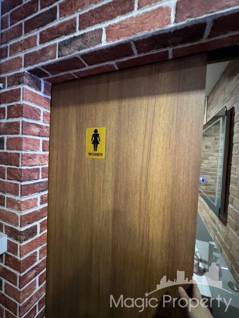 Property Image – Commercial Space Park Avenue