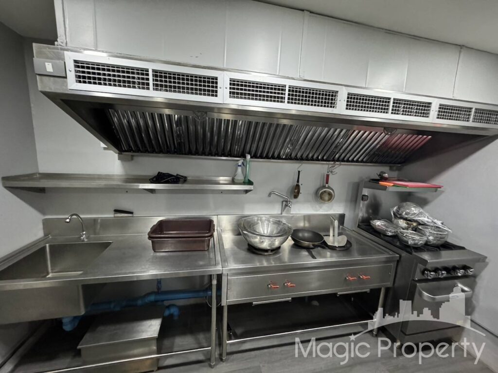 Property Image – Commercial Space Park Avenue