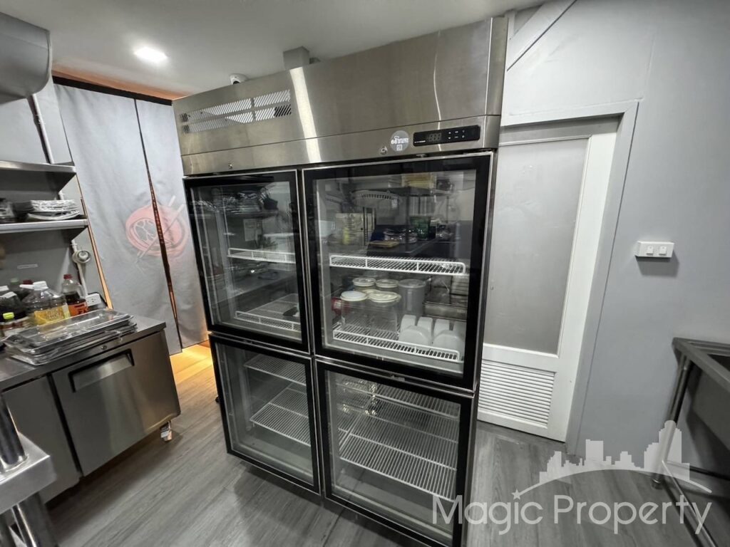 Property Image – Commercial Space Park Avenue