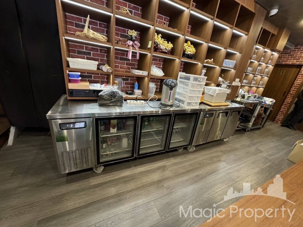 Property Image – Commercial Space Park Avenue