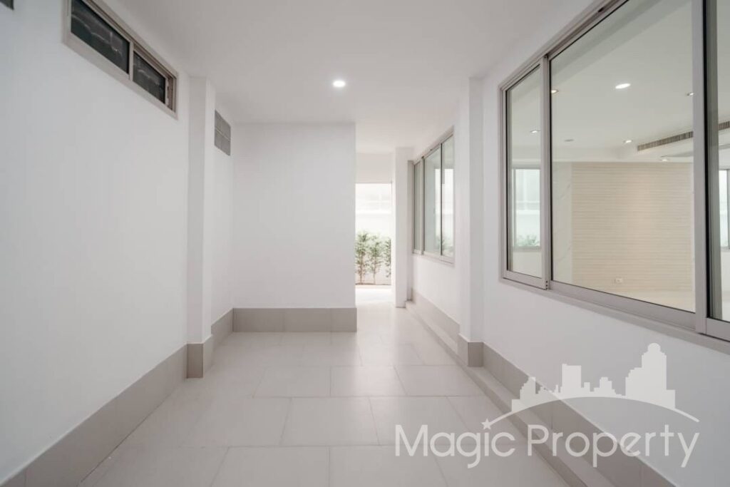 Property Image – Townhouse Soi Sukhumvit 15