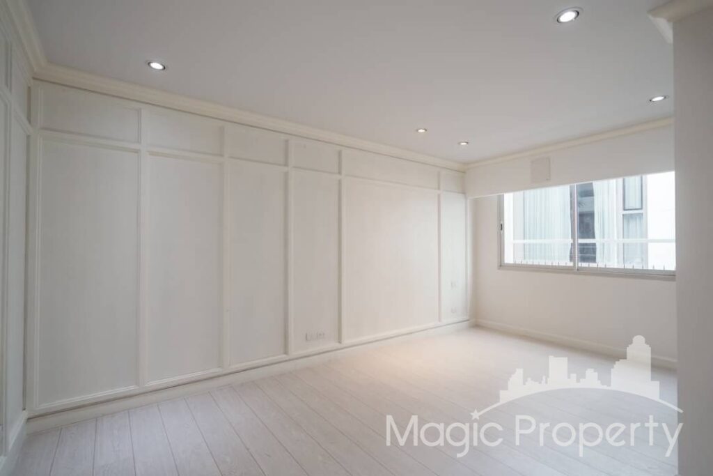 Property Image – Townhouse Soi Sukhumvit 15