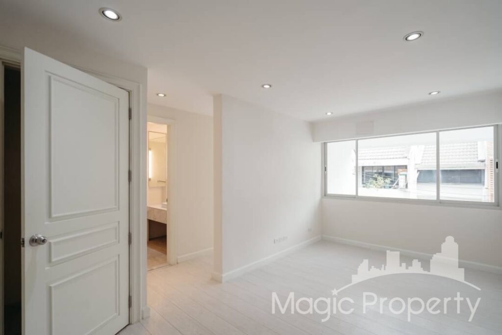 Property Image – Townhouse Soi Sukhumvit 15