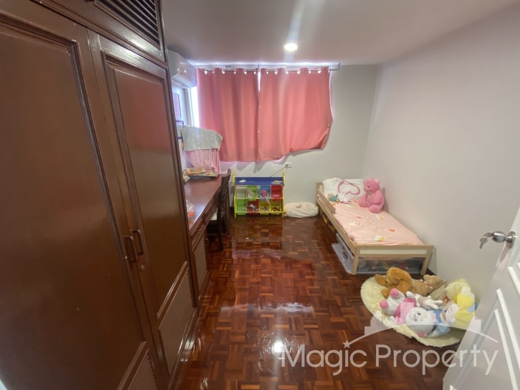 Property Image – Tai Ping Towers