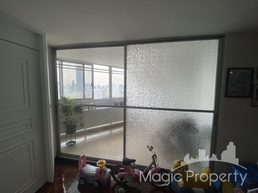 Property Image – Tai Ping Towers