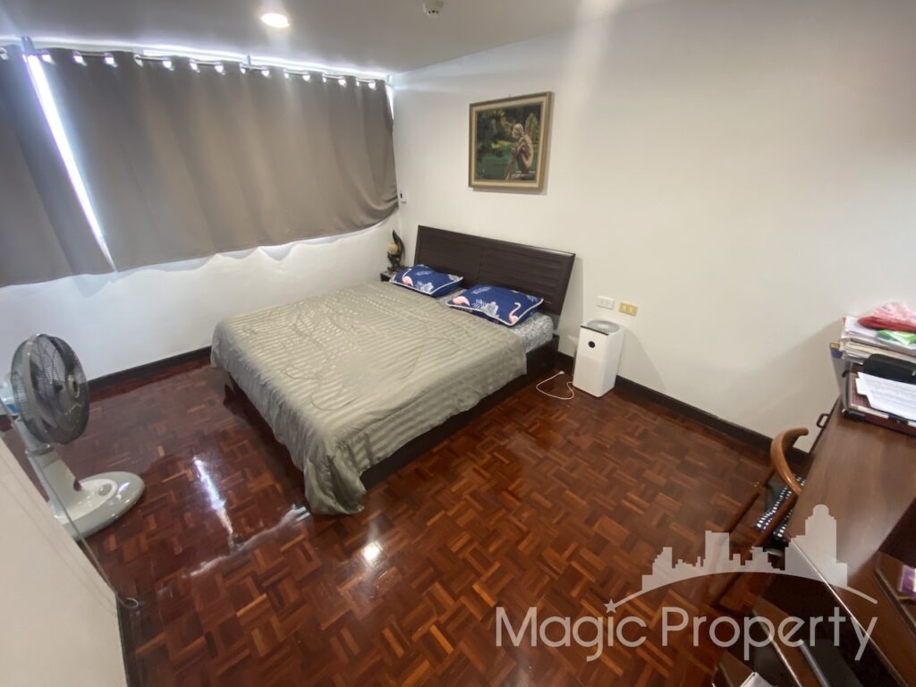 Property Image – Tai Ping Towers