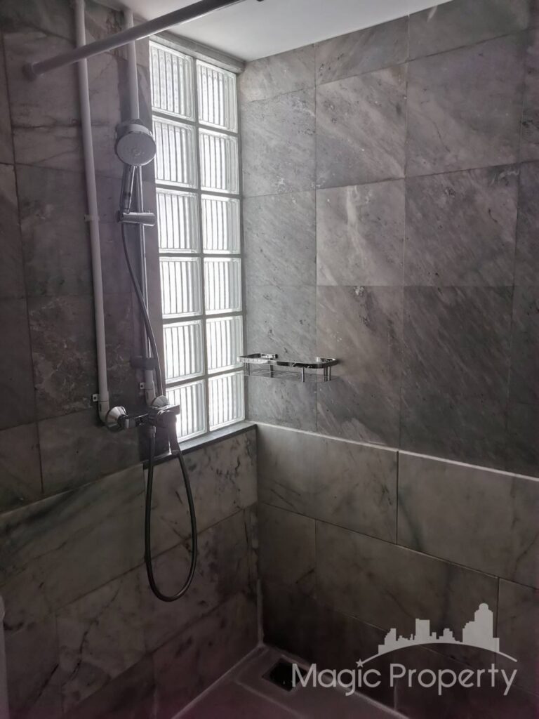 Property Image – La Maison Ruamrudee