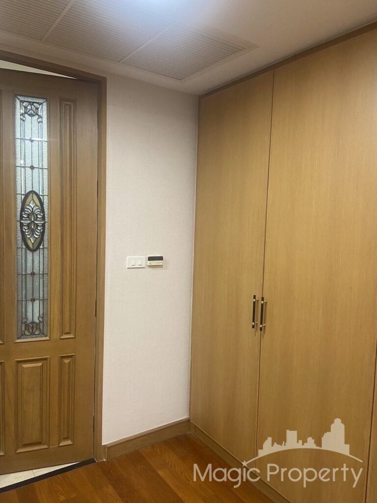 Property Image – Supalai River Place