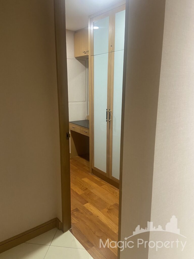 Property Image – Supalai River Place