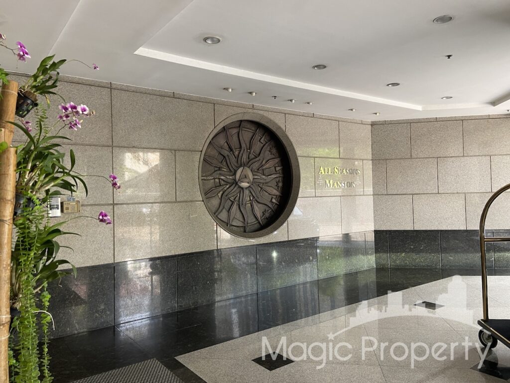 Property Image – All Seasons Mansion