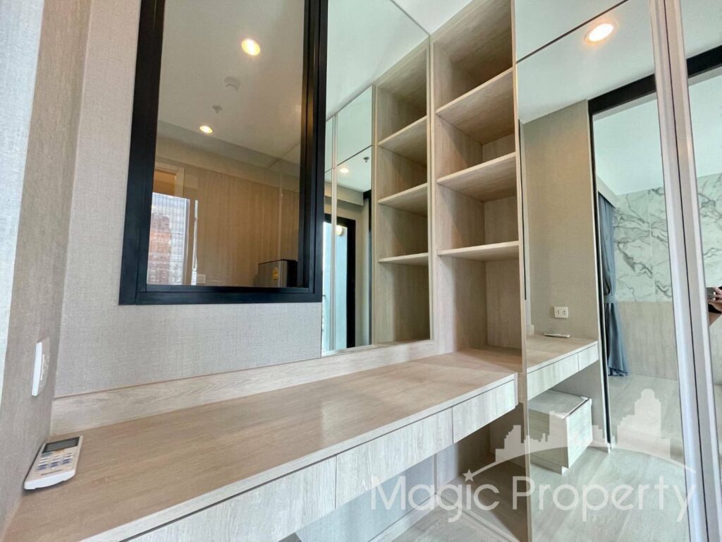 Property Image – Life Asoke Condominium