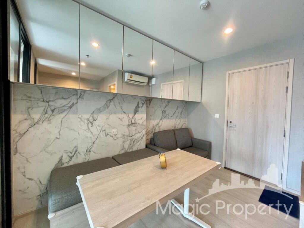 Property Image – Life Asoke Condominium