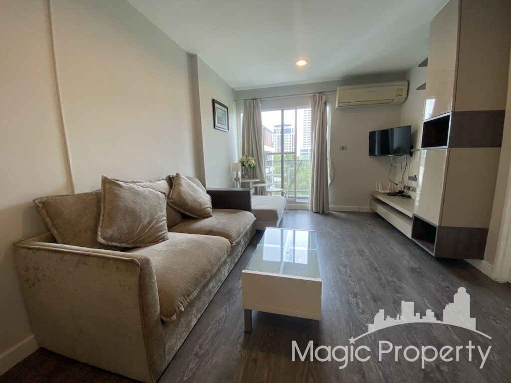 1 Bedroom condominium for Rent in The Crest Sukhumvit 49. Located at Sukhumvit 49, Khlong Tan Nuea, Watthana, Bangkok 10110... | MGP1237