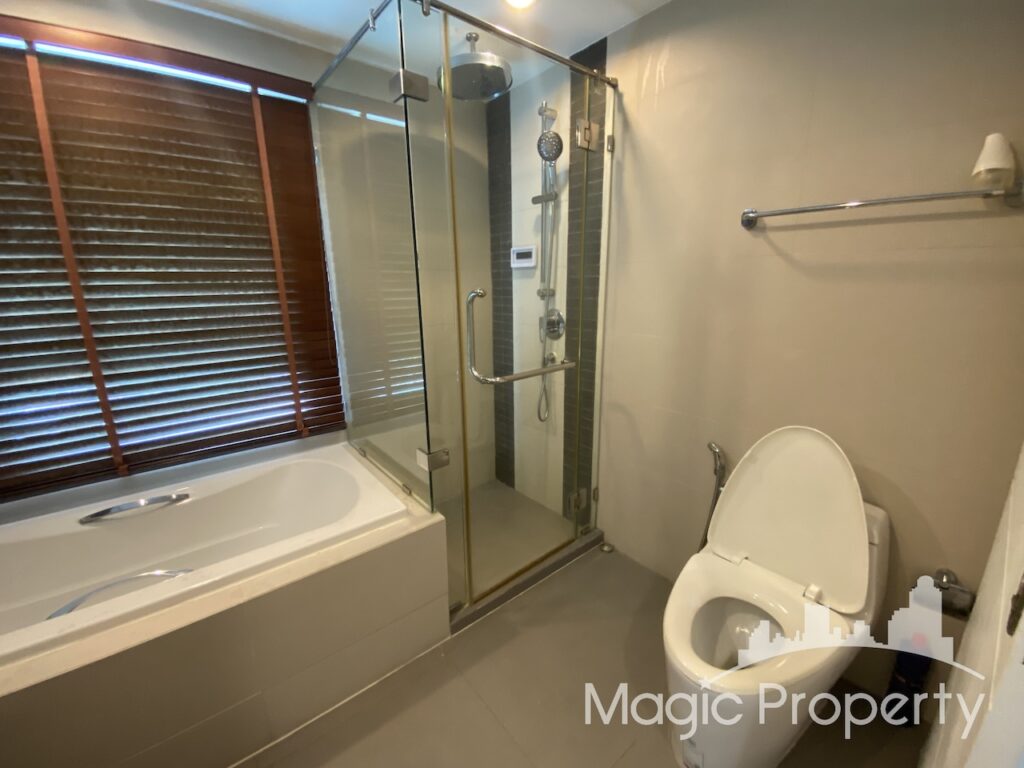 Property Image – The Crest Sukhumvit 49