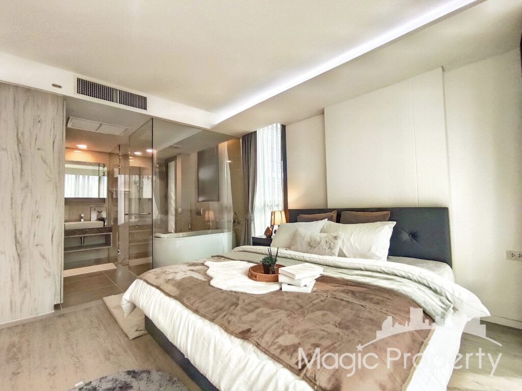 Property Image – Siamese Thirty Nine