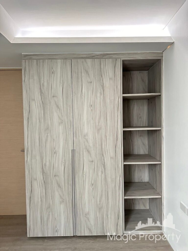 Property Image – Siamese Thirty Nine