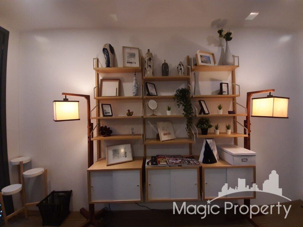 Property Image – Taka Haus Ekkamai 12