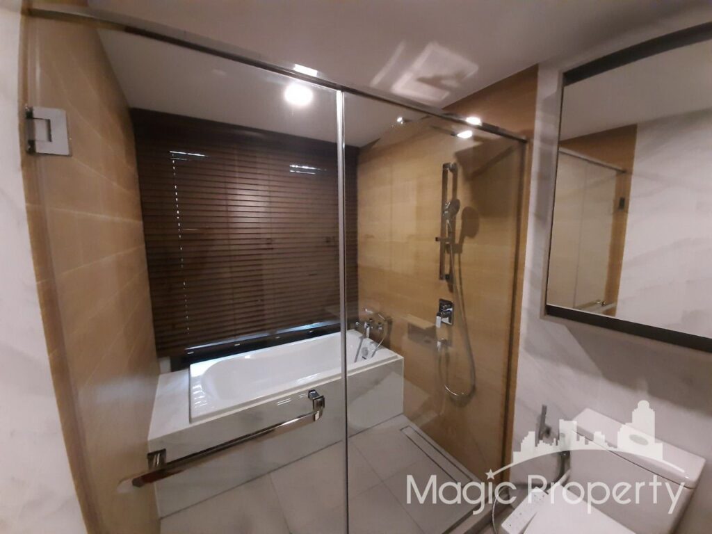 Property Image – Taka Haus Ekkamai 12