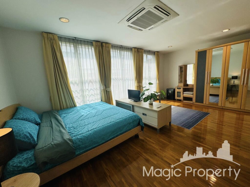 4 Bedrooms Townhouse For Rent in Baan Klang Krung Thonglor Property Code MGP1278