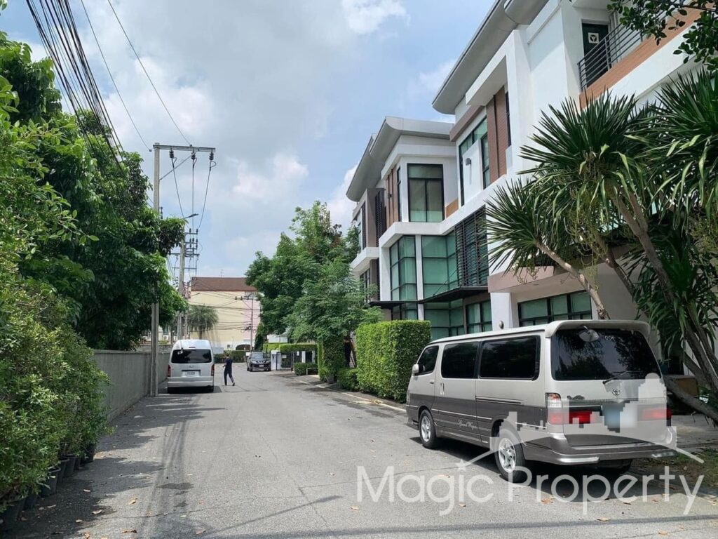 3 Floors Home office Building for sale in Mengjai, Ramkhamhaeng 39 Soi Rotchanamin, Khwaeng Wang Thong Lang, Khet Wang Thong Lang, Bangkok 10310