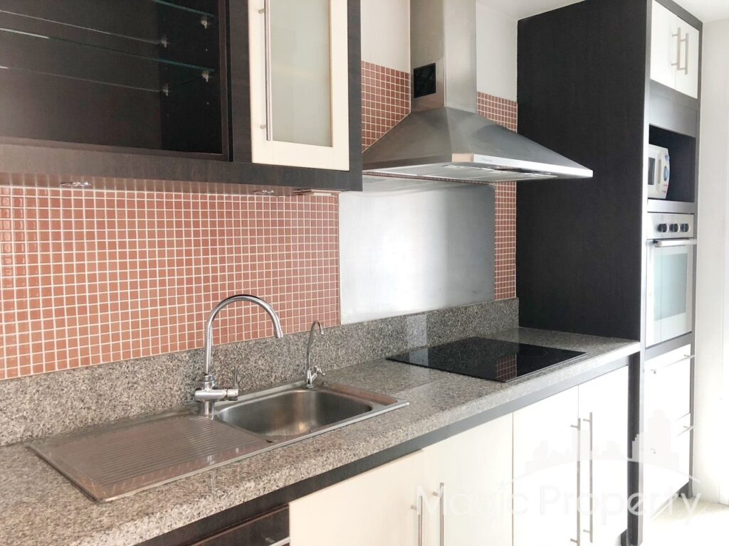 Property Image – Avenue 61 Condominium