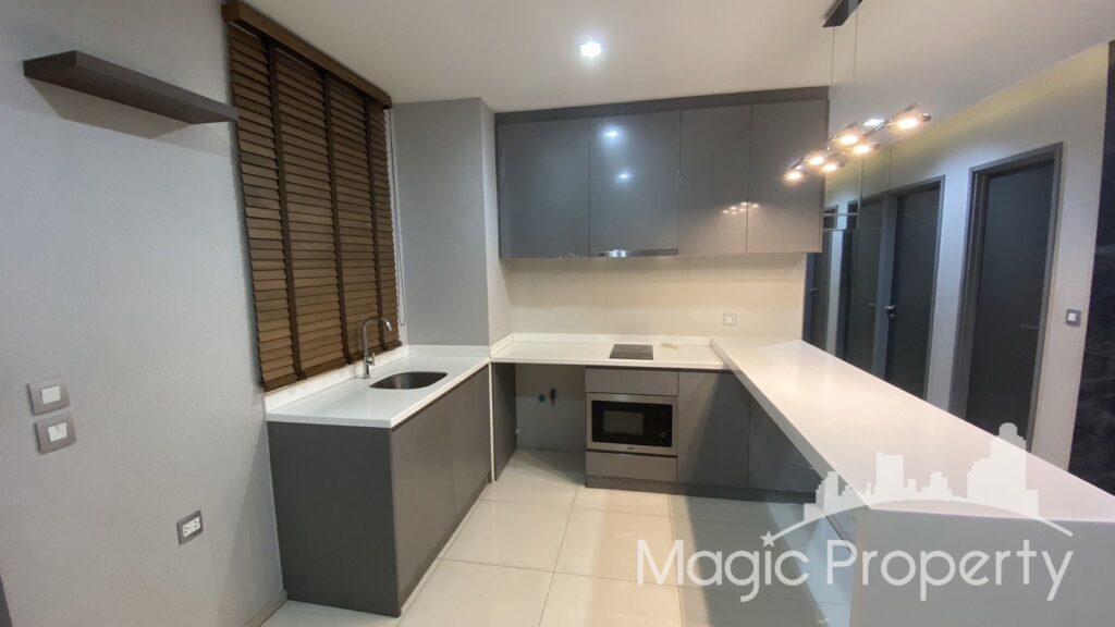 2 Bedroom Condominium For Sale in Rhythm Rangnam, Thanon Phaya Thai, Ratchathewi, Bangkok 10400 | MGP1298