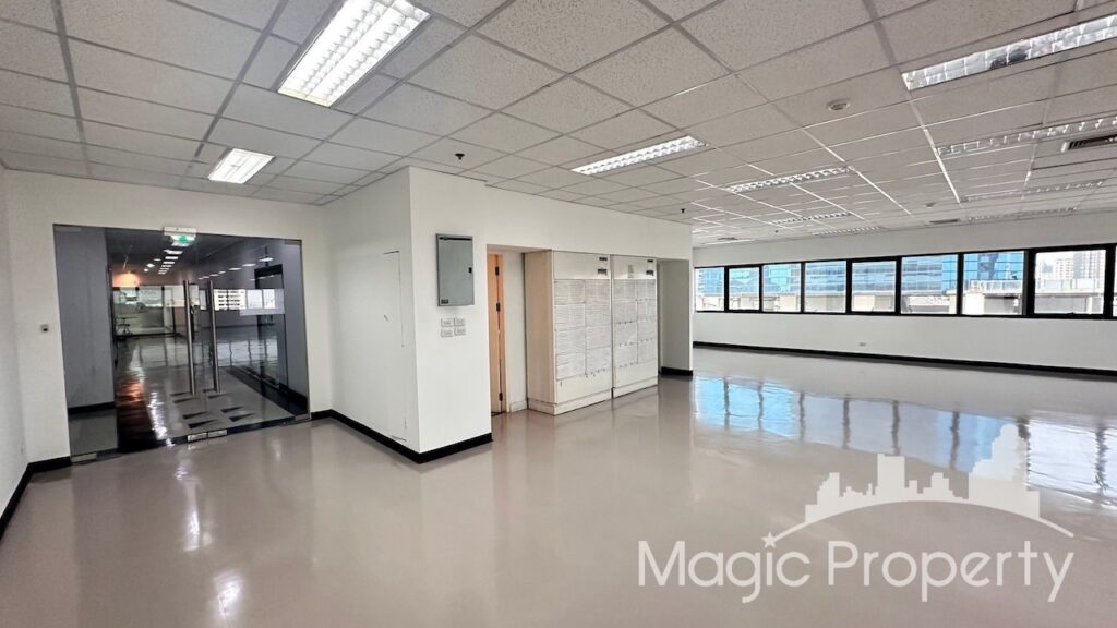 Property Image – Sorachai Building Office Space