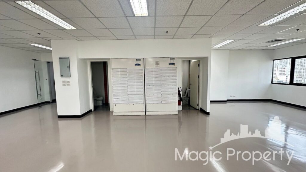 Property Image – Sorachai Building Office Space