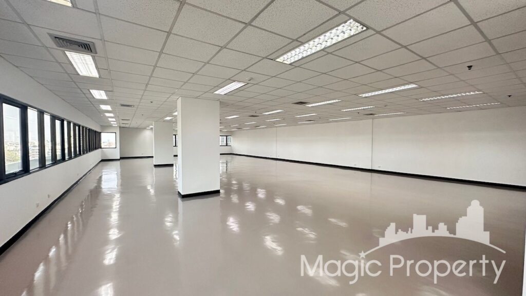 Property Image – Sorachai Building Office Space