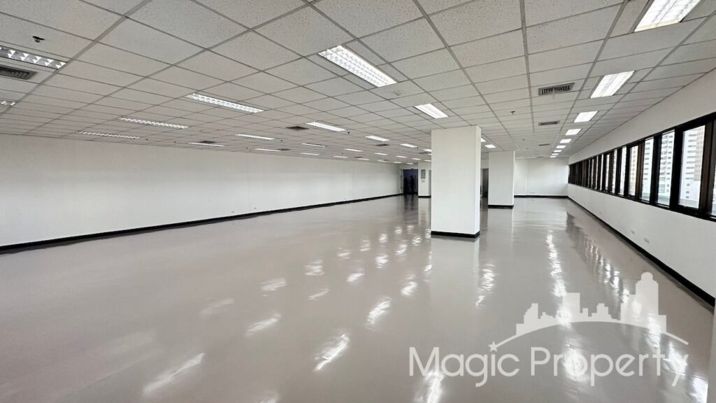 Property Image – Sorachai Building Office Space