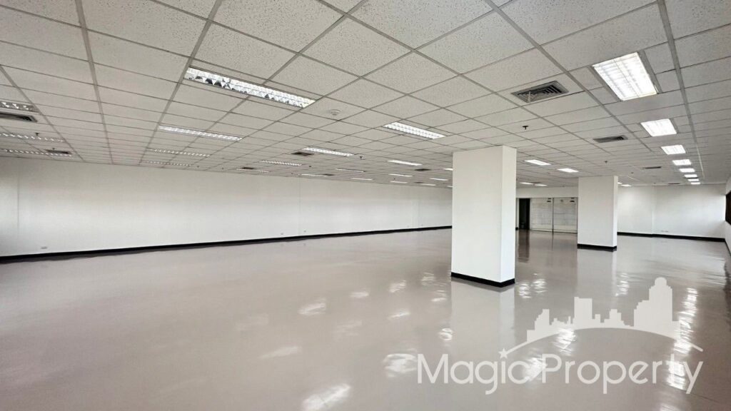 Property Image – Sorachai Building Office Space