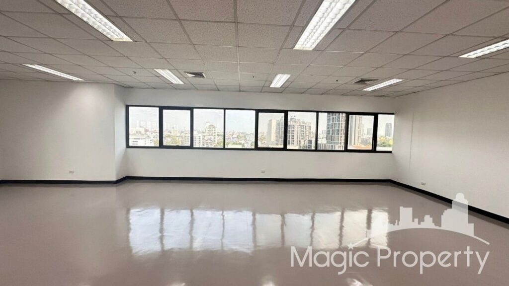 Property Image – Sorachai Building Office Space