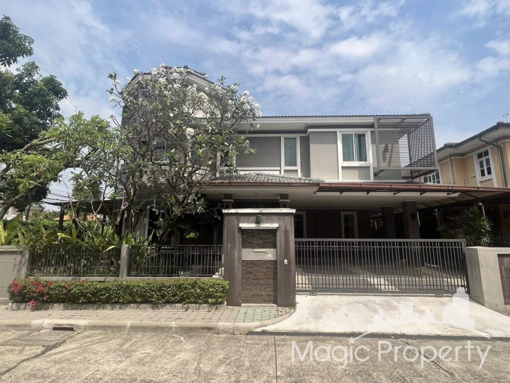 4 Bedroom Single House For Sale in Golden Nakara Village, On Nut 65, Prawet, Bangkok 10250.... (MGP1327)