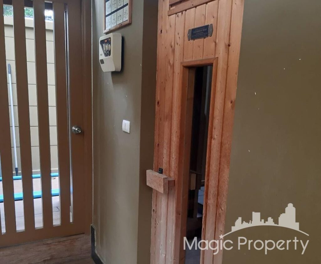 Property Image – Commercial Building for Sale in Thonglor