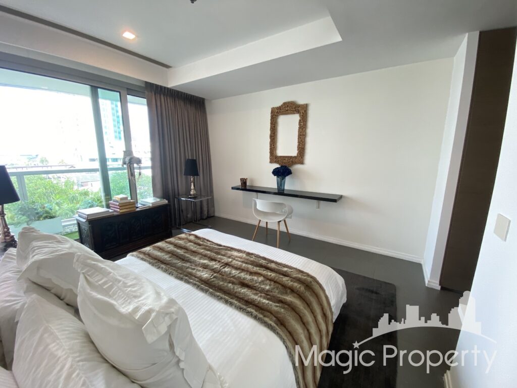 Property Image – The River Condominium