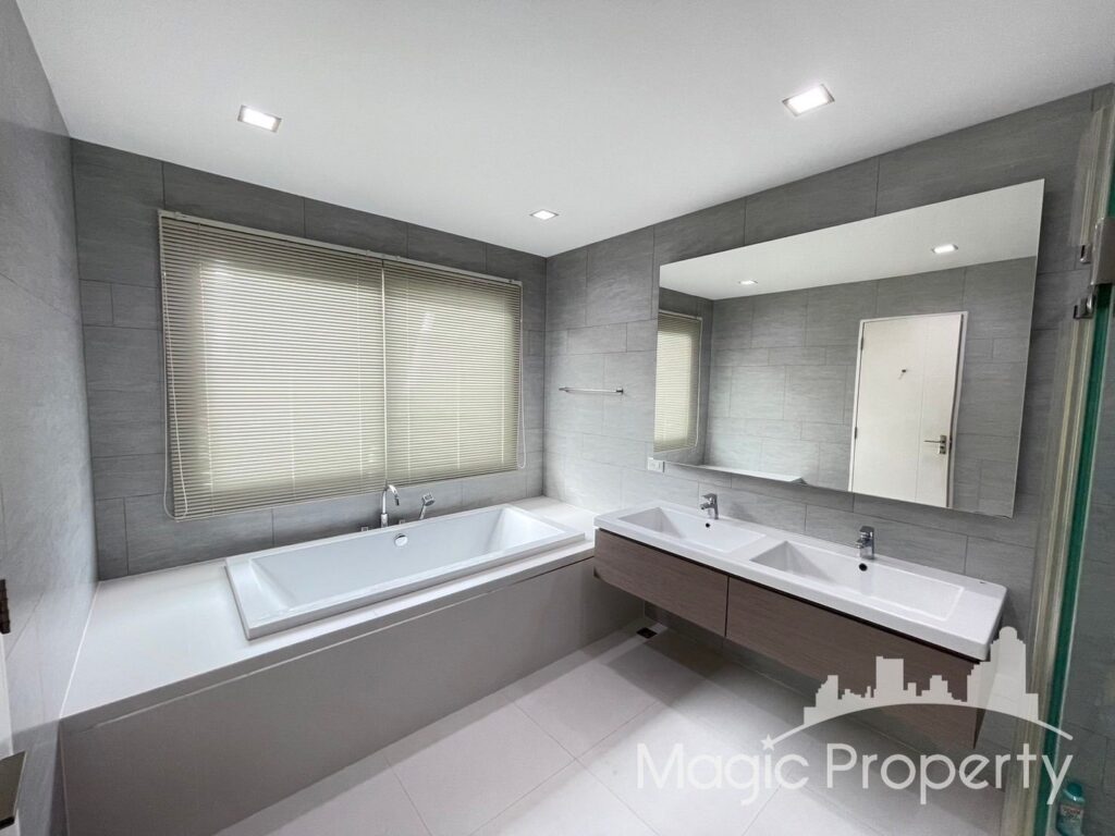 Property Image – Laddarom Bangna