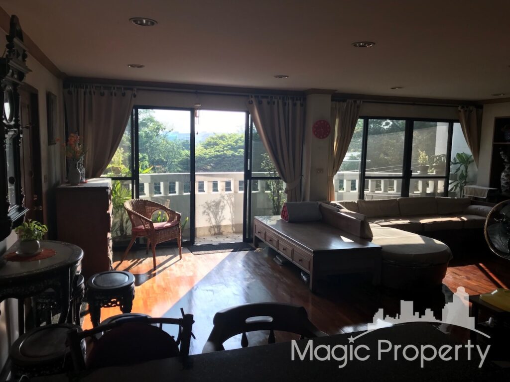 Property Image – Building For Sale in Ekkamai soi 10