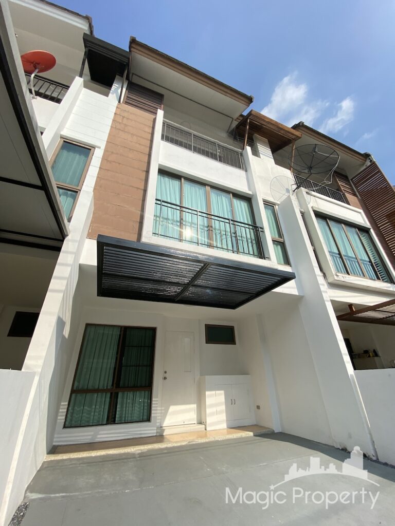 3 Bedroom Townhouse For Sale in The Private Sukhumvit-Bangchak, Khwaeng Bang Chak, Khet Phra Khanong, Bangkok 10260