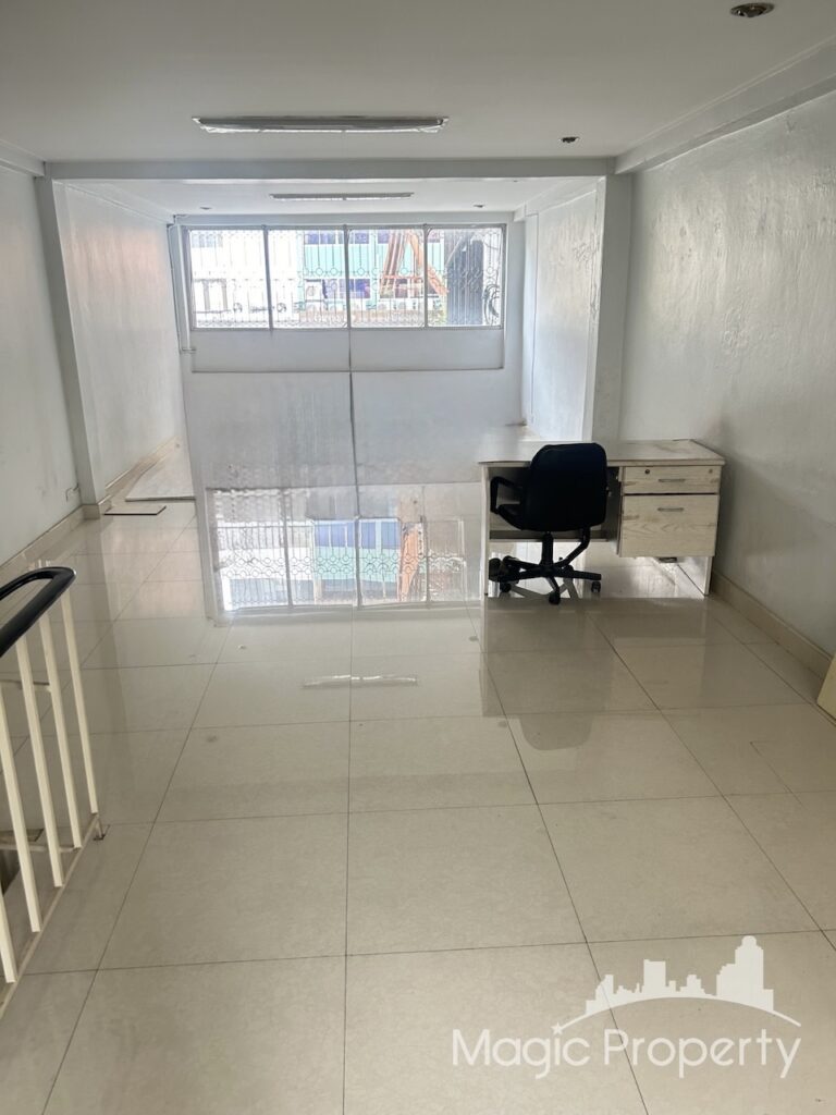 Property Image – 5 Floors Commercial Building for Sale Bang Kapi, Huai Khwang